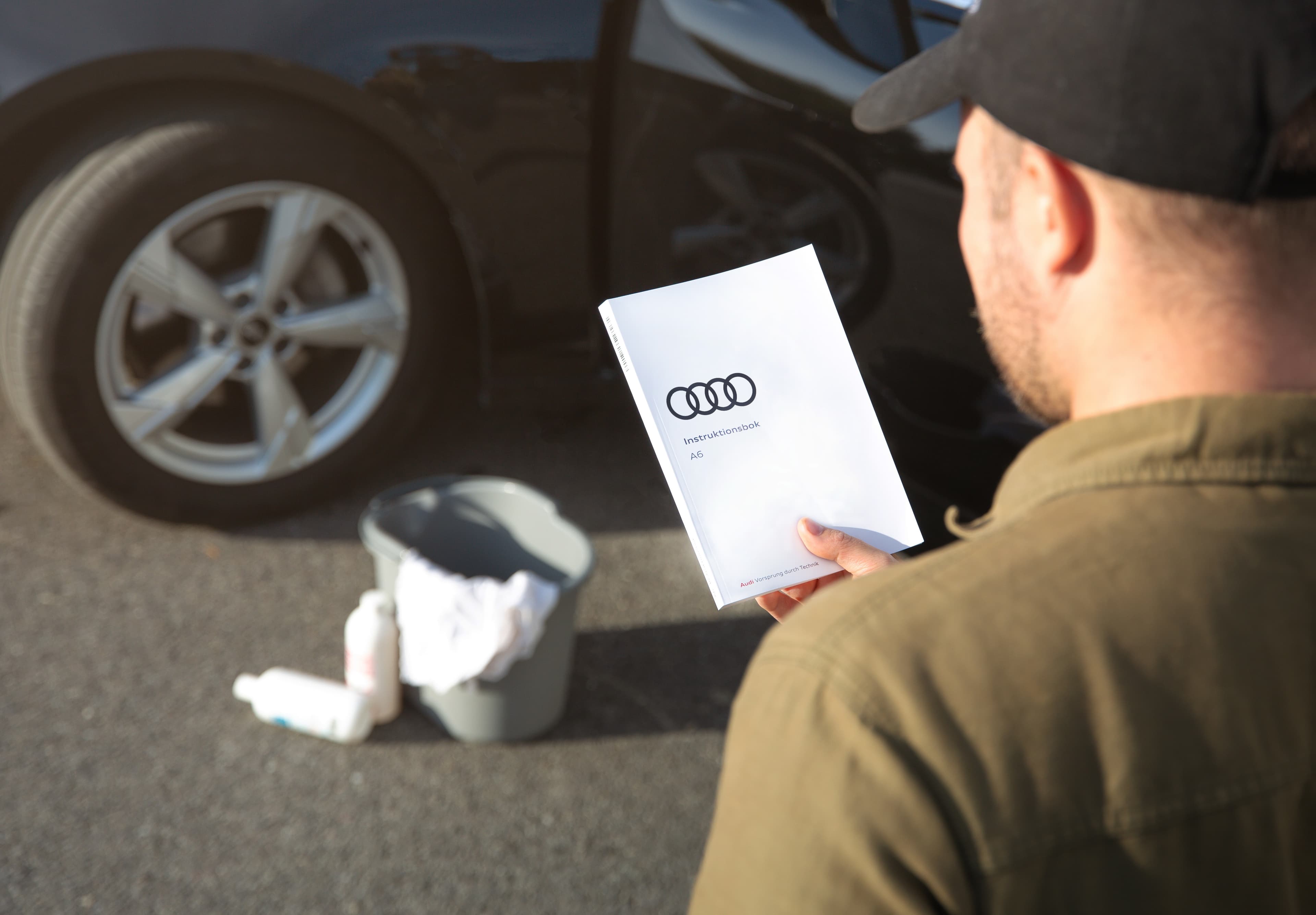 Se till att ha koll på instruktionsböcker och servicebok vid återlämnandet av leasingbilen. Serviceboken ska vara ifylld av auktoriserad märkesverkstad från samtliga servicetillfällen.